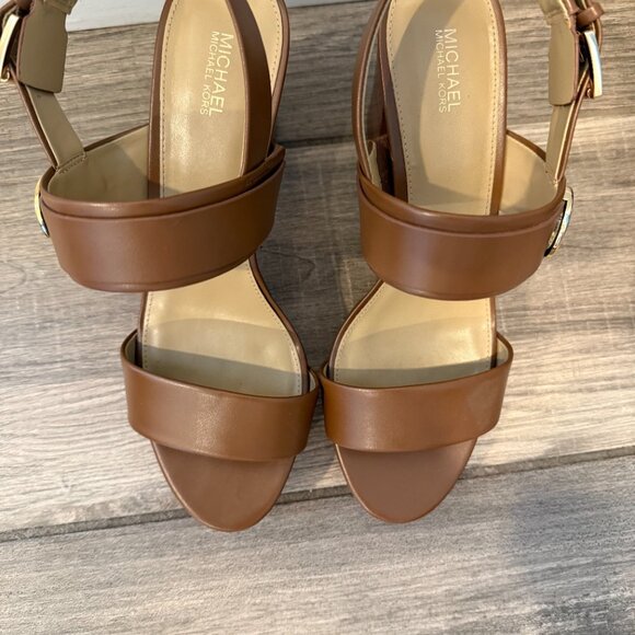 Michael Kors Luggage Brown chunky heels size 9.5 - Picture 7 of 7